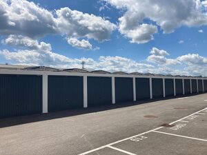 Verkauf von Doppelgaragen im Garagenpark Vöcklabruck / Nähe Varena
