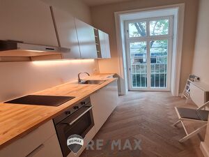"Neu renoviert, 3 Zimmer"