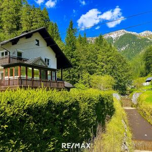 ***Idyllisches Ein- bis Zweifamilienhaus ? Natur pur und sofort beziehbar !***