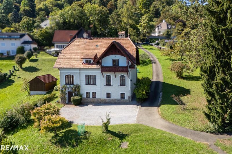 Stilvolles Haus mit Geschichte, Ruhe und traumhafter Aussicht