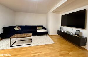 EINZIEHEN & WOHLFÜHLEN - Helle 3-Zimmer-Wohnung mit Terrasse und Parkplatz