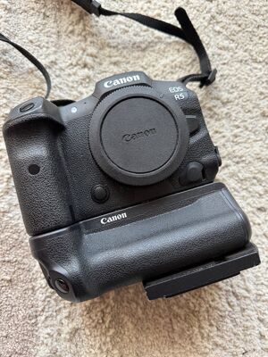 Canon EOS R5 45.0MP Hybridkamera