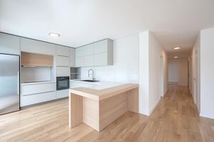 Neues Haus - Bei Baden - Erstbezug - Terrasse - Carport - hochwertige Ausstattung
