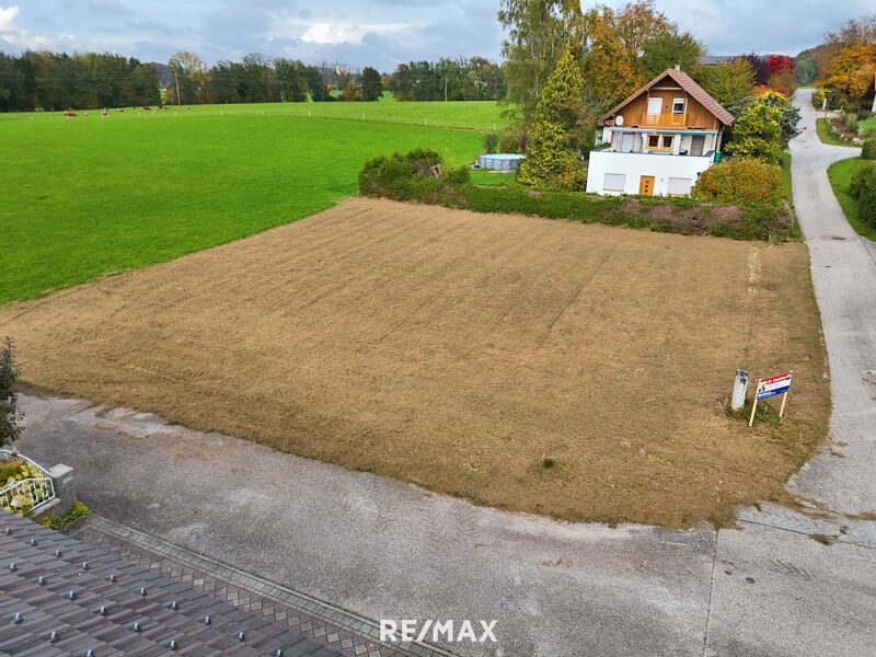 Traumhaftes Baugrundstück in idyllischer Ruhelage ? ohne Bauzwang, nahe der Salzburger Grenze