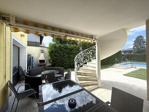 Schönes Haus/Villa mit Outdoorpool zu verkaufen // Beautiful House/villa with outdoor pool for sale //