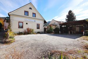 Gasthaus in Leoben-Göss | großzügiger Garten | inkl. Nebengebäude und Carport | 5 Gästezimmer | IMS Immobilien KG