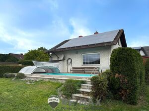 ?Charmantes Haus mit Garten, Pool, und Garage?