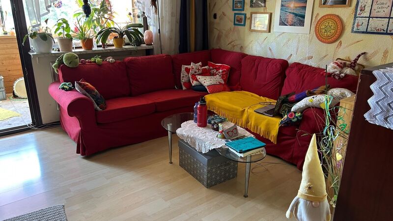 Geräumige 4-Zimmer-Wohnung mit Loggia & TG-Platz zu verkaufen