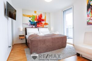 "M&ouml;blierte Dachgeschosswohnung"