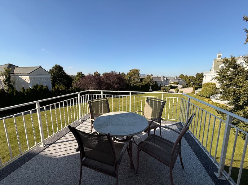 Exklusive 2-Zimmer-Wohnung im Golfresort Fontana