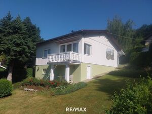 Sehr gepflegtes Einfamilienhaus, idyllische Grünlage in 3032 Eichgraben zu kaufen.