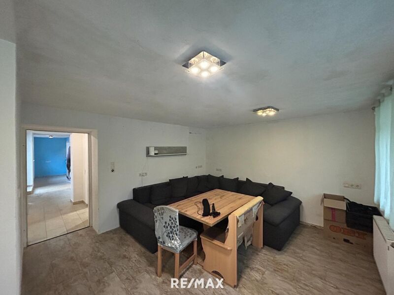 Charmantes Bauernhaus mit Ausbaupotenzial in ruhiger Lage