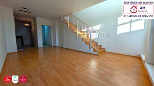 ?Wohnen im Grünen, leben in Stadtnähe: Stilvolle 3 Zimmer Maisonette mit Terrasse, Balkon privatem Seezugang und Garage?