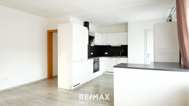 Modernisierte Familienwohnung im Erdgeschoss mit zwei Balkonen, Gartenmitnutzung & durchdachtem Grundriss