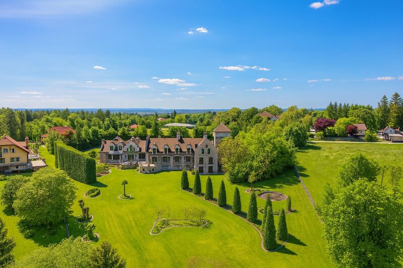 Exklusives Anwesen mit Schlosscharakter und Parkgrund in Lannach