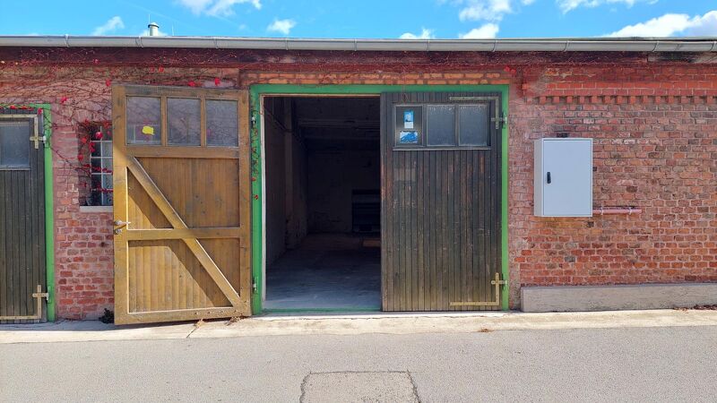 Lagerfläche, Werkstätte, Bastlerraum etc. ab sofort zu vermieten!