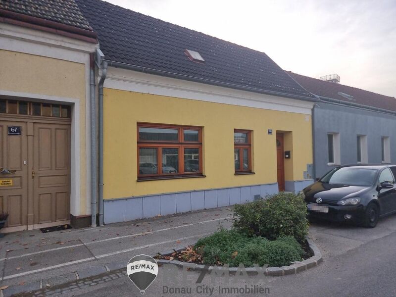 "Endstation Haus Desire"