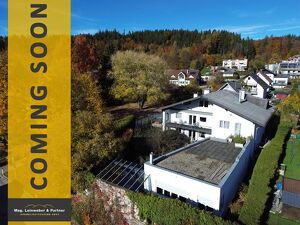 Leistbarer Wohntraum für 2 Familien mit XXL-Wintergarten, bombastischer Dachterrasse, großzügiger Gartenoase, Schwimmteich, Garage & Doppelcarpor