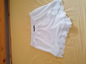Damenunterwäsche