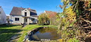 Freistehendes Wohnhaus mit Garten