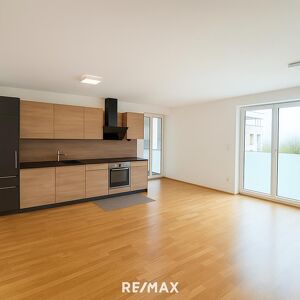 *** Besichtigungstag, Mittwoch, 10. Dezember von 15:30 - 16:30 Uhr *** 1-Zimmerwohnung mit Loggia zu mieten!