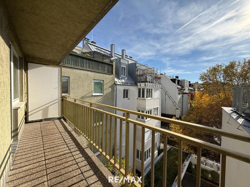 Südloggia, Grünblick, viel Licht, perfekter Grundriss & begehbare Garderobe ? 3-Zimmer zum Verlieben