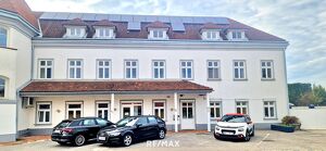 Maisonette in historischen Mauern mit Ziergarten