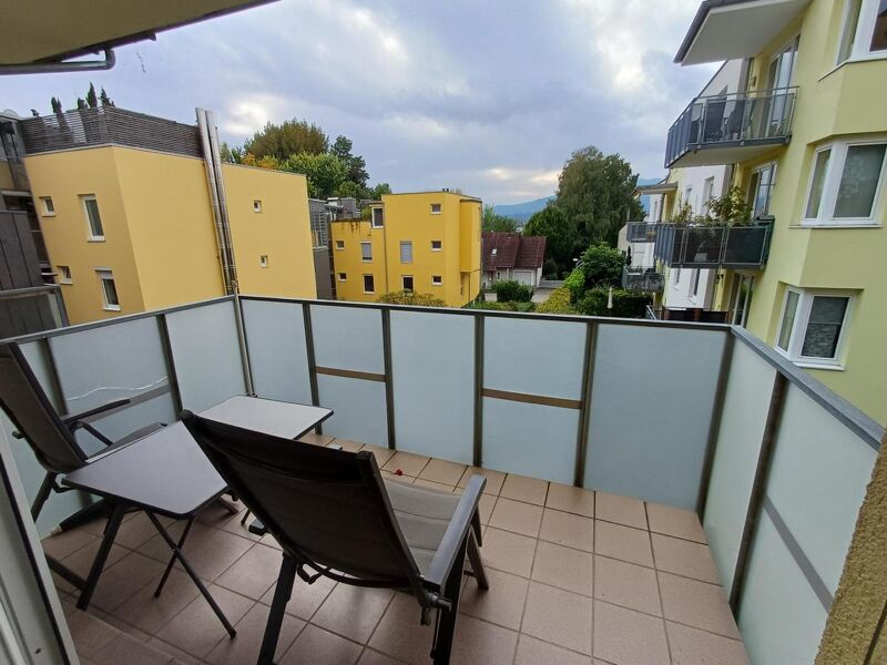 Gmunden: 2.-Wohnsitz möglich - Äußerst gemütliche, teilmöblierte Wohnung mit Balkon in Seenähe!