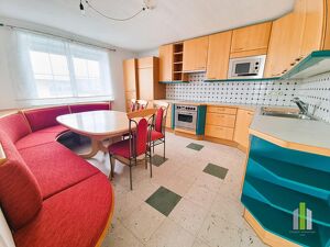 Helle 3-Zimmer-Wohnung im Zweiparteienhaus mit Garten