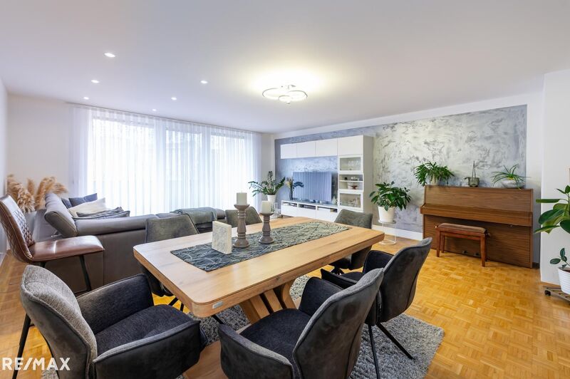 Liebevoll sanierte 3-Zimmer-Wohnung mit zwei Balkonen n&auml;he Stadtstrand