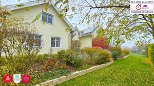 Exklusive Baumeister-Villa  (340 m²) mit PV-Anlage, Doppelgarage & großem Designergarten