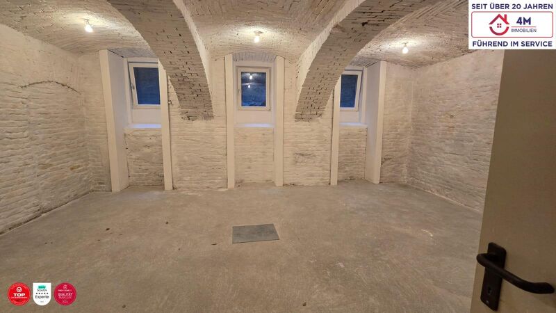 Kreativer Freiraum im Herzen von Wien-Neubau Magazin / Atelier / Studio / Hobbyraum mit Altbau-Charme!