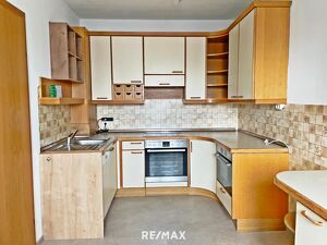 Großzügige Eigentumswohnung mit Loggia in Raab