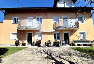 Viel Platz für alle ? moderne Doppelhaushälfte in Hörsching, ideal für Familien & Generationen!