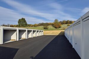 MIETGARAGEN UND STELLPL&Auml;TZE IN KIRCHSTETTEN - DIREKT AN DER WESTBAHN