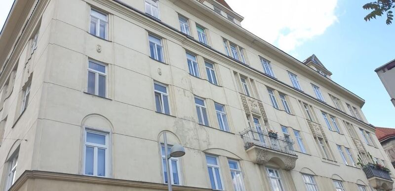 GESCH&Auml;FTSLOKAL MIT 5,7% RENDITE N&Auml;HE STADTHALLE