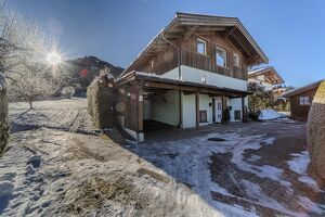 Tiroler Landhaus in idyllischer Umgebung