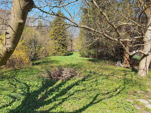 Gro&szlig;z&uuml;giges Baugrundst&uuml;ck mit ca. 1.070m2 in 3400 Klosterneuburg - Maria Gugging (Bauklasse I und II)