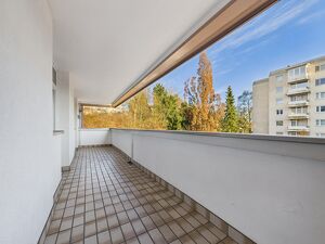 Linz (FROSCHBERG): LINZ / FROSCHBERG: PERFEKT AUFGETEILTE MIETWOHNUNG ca. 79 m&sup2; WOHNFL&Auml;CHE + LOGGIEN ca. 24,7 m&sup2;