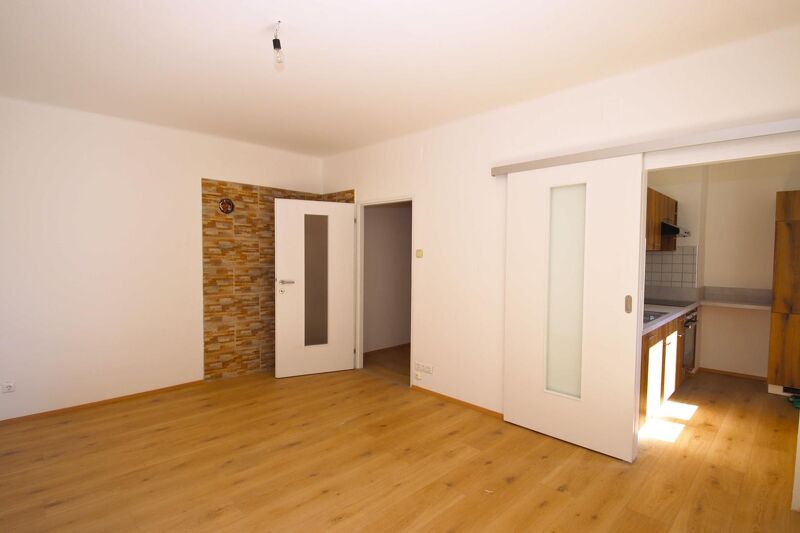 Leoben-G&ouml;ss | teilsanierte 3-Zimmer Mietwohnung mit Balkon | IMS Immobilien KG