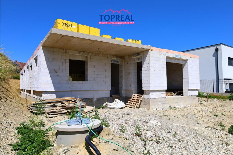 ***EINMALIGE CHANCE*** Zwei Doppelhaush&auml;lften im Rohbauzustand inkl. Grundst&uuml;ck zu verkaufen ? Ausbau & potenzielle Aufstockung bereits genehmigt