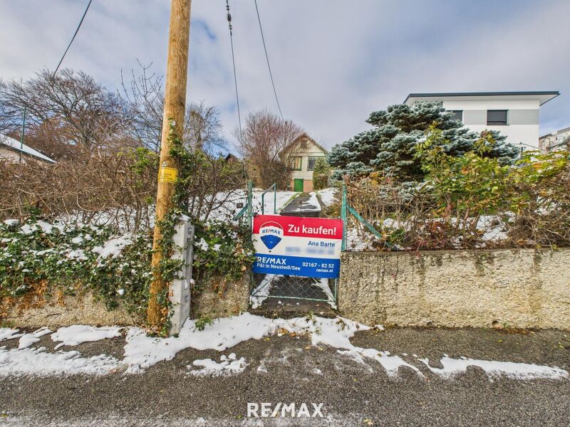 Grundst&uuml;ck in Wien H&uuml;tteldorf