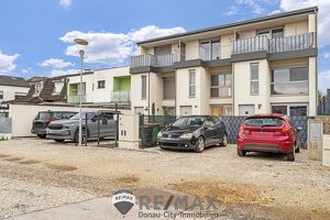 "Schl&uuml;sselfertiges 171 m&sup2; Reihenhaus in ruhiger Lage von Deutsch-Wagram"