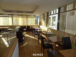Voll ausgestattete Restaurantfl&auml;che in hervorragender Lage von Schwaz gelangt abl&ouml;sefrei (!) zur Neuvermietung