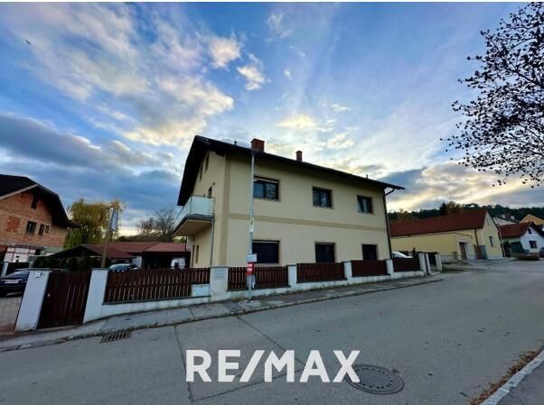 Wohnen - Arbeiten - Vermieten! Vielseitig nutzbar! 1 Einfamilienhaus! 1 Mehrfamilienhaus! 1 Gewerbeobjekt!