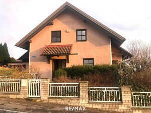 Panorama- & Wohlf&uuml;hloase am Dunkelsteinerwald mit Hallenbad. Top-Lage zu einem Preis, der zum Zugreifen einl&auml;dt.