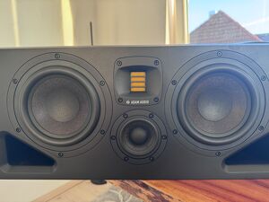 Adam Audio A77H � Top Zustand