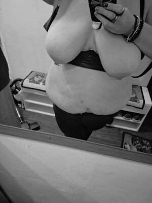 Bisexuelle Frau gesucht