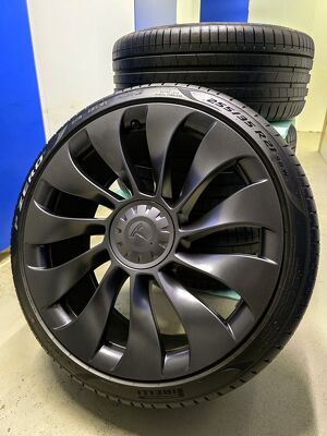 Tesla Model Y 21 Zoll Sommerr&auml;der