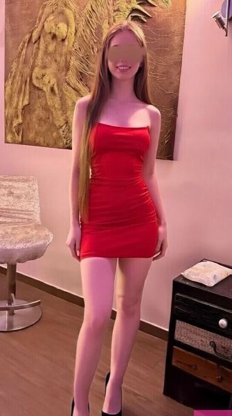 ROXY 18 JÄHRIGE SÜSSE TEENIE